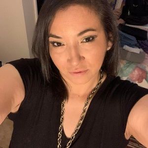 Meet your Posher, Kara